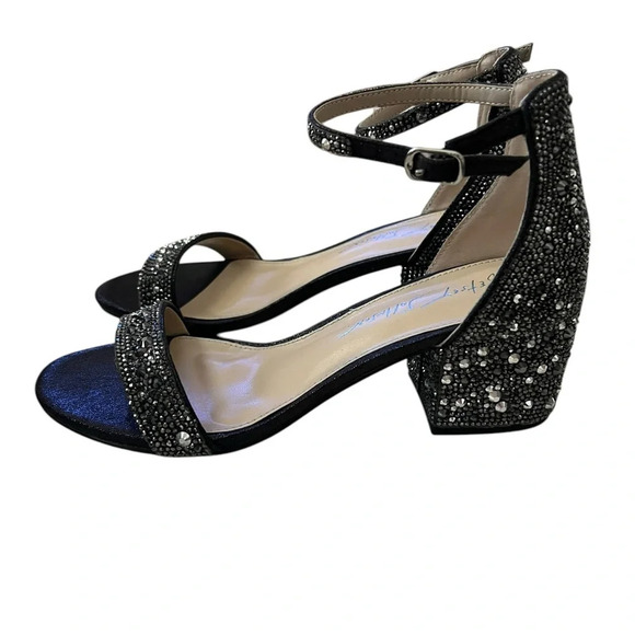 Betsey Johnson Women’s Mari Satin Embellished Heels size 7W - Picture 2 of 7